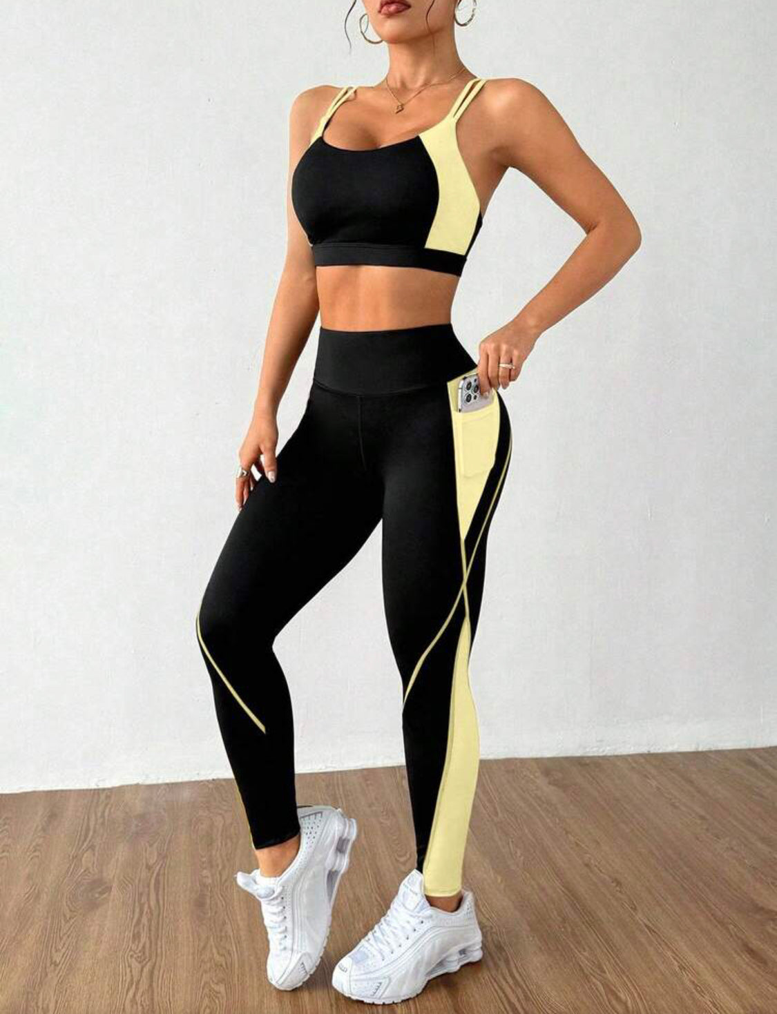 Women's gymwear Sleeveless Hoodie Top And Fitted Yoga Pants Sports Set👉(30% advance) vibrant vogue