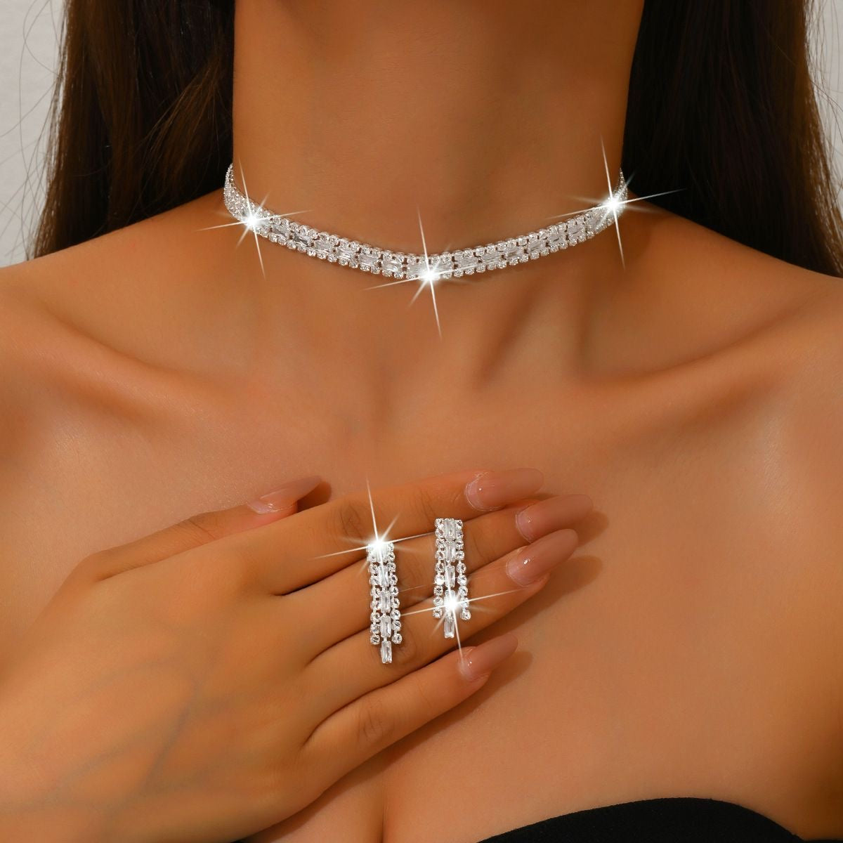 Stylish, minimalist, and sophisticated geometric rhinestone collarbone necklace and earring set—ultra-sparkly, eco-friendly, and featuring a chic Euro-American aesthetic.