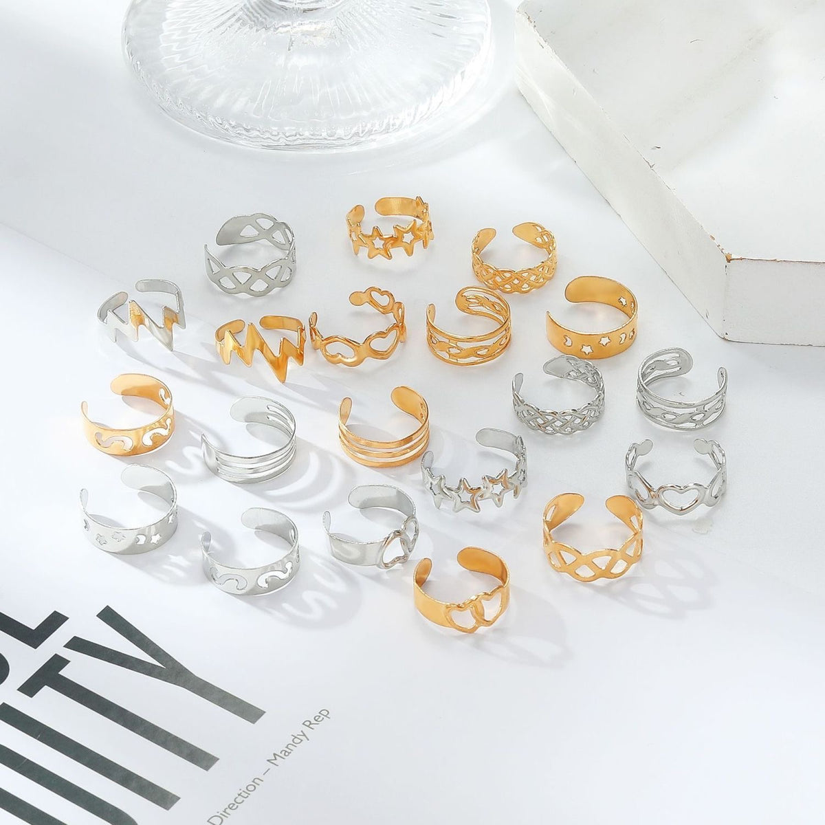 10-Piece Alloy Open Toe Ring Set – Vintage-Style Snake, Geometric, and Cut-out Designs; Adjustable Beach Toe Rings