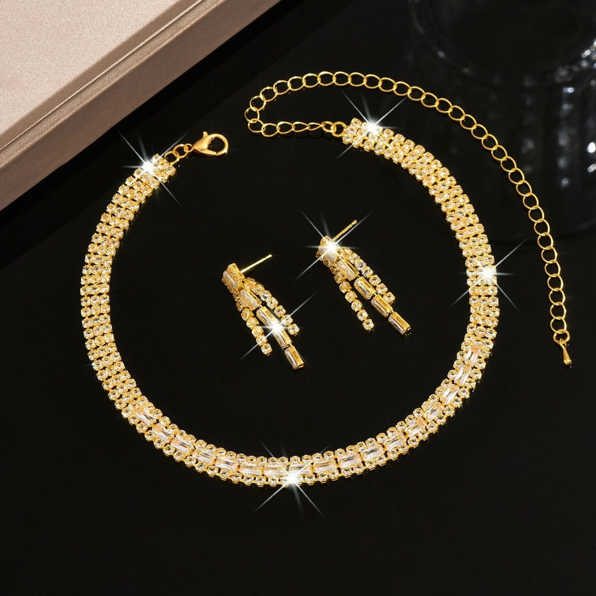 Stylish, minimalist, and sophisticated geometric rhinestone collarbone necklace and earring set—ultra-sparkly, eco-friendly, and featuring a chic Euro-American aesthetic.