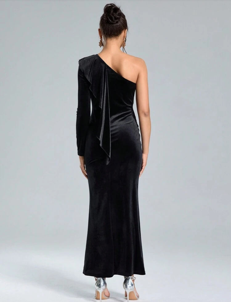 Women's Elegant Elastic Velvet Black Dress,One Shoulder Ruffle Stitching Long Sleeve Prom Evening Gown For Wedding Guest,Party & Graduation