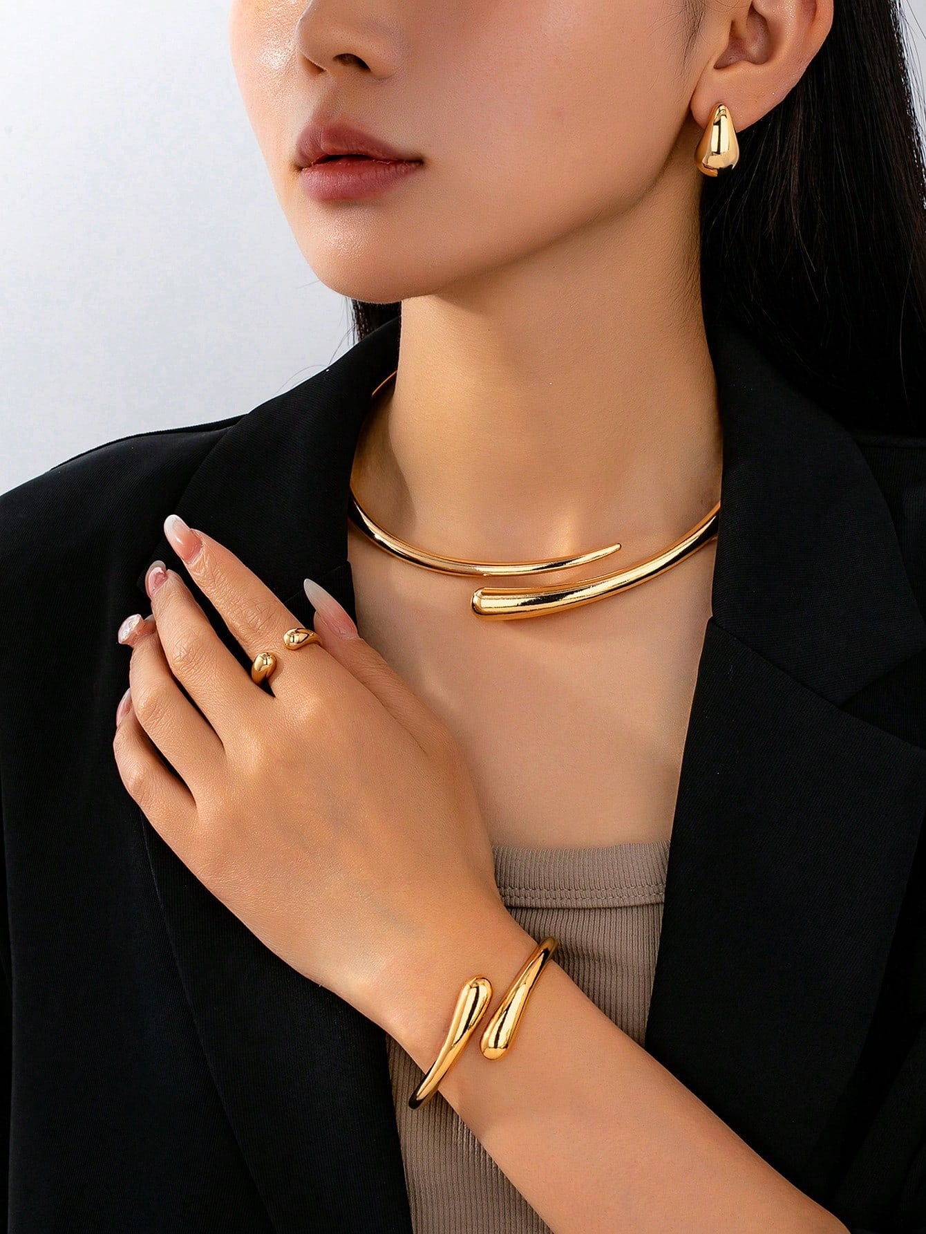 1 Set Fashion Elegant Metal Geometric Water Drop Shaped Bracelet, Ring, Necklace, Earrings