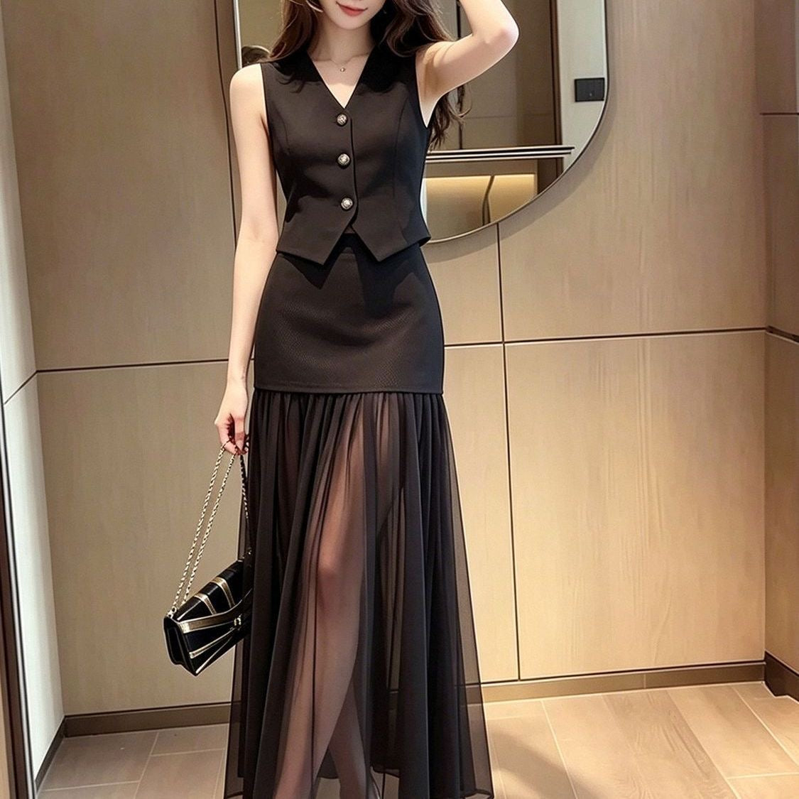 This super popular summer outfit features a sophisticated and elegant two-piece set with a vest and mesh skirt, exuding a mature and graceful style.