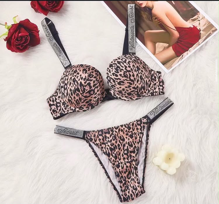 Imported victoria secrets Bra, sets (if instock available 👉 Delivery time 3 to 5 days and if Pre-order then 👉 delivery time 10 to 15 days)